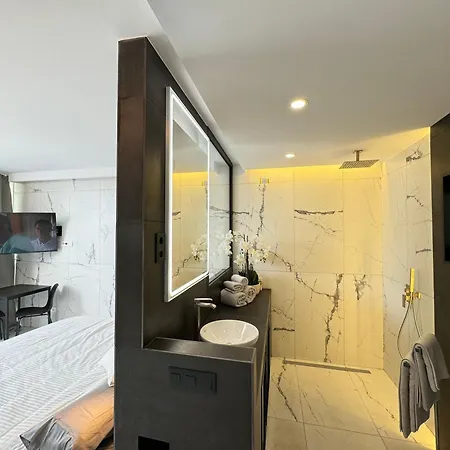 Apartment Leopard Rock E4